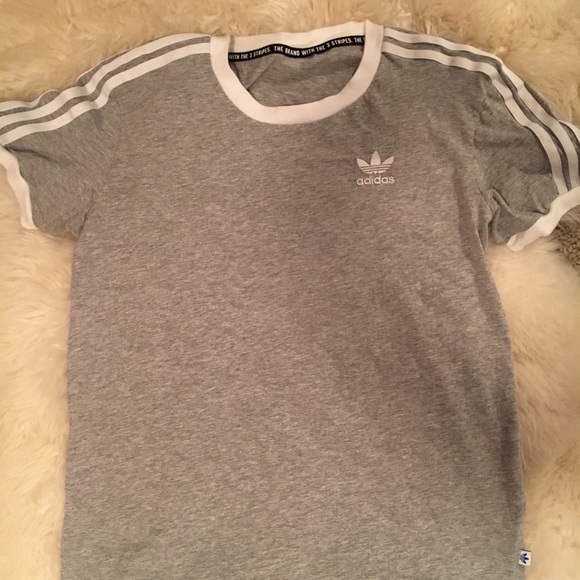 COPY - Women’s Adidas Original Three Stripe t-shi… - Picture 4 of 5